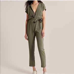 A&F JUMPSUIT